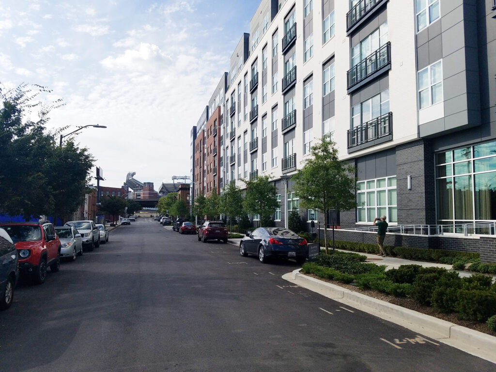 Hanover Cross Street – Baltimore, MD – Fortitude – Before Photo Hanover Cross Street - Baltimore, MD - Fortitude - Before PhotoHanover Cross Street - Baltimore, MD Fortitude™ Willow Oak - 2017 - 4” trunk diameter