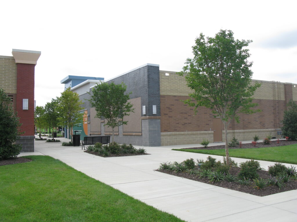 White Oak Village – Richmond, VA – Muskogee – Before Photo White Oak Village - Richmond, VA - Muskogee - Before Photo